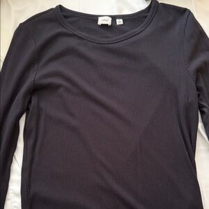 Aritzia Wilfred Black Ribbed Long Sleeve Top